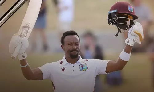 3-வது டெஸ்ட்: கவேம் ஹாட்ஜ் சதம்.. சரிவில் இருந்து மீண்ட வெஸ்ட் இண்டீஸ்