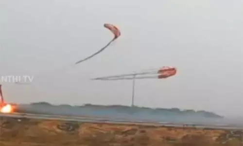 ‘ககன்யான்’ திட்டத்தின் பாராசூட் சோதனை வெற்றி - இஸ்ரோ அறிவிப்பு