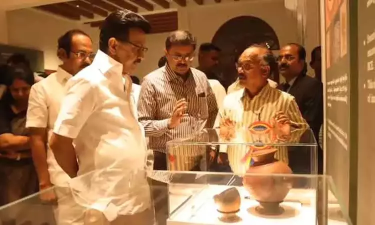 தமிழினத் தொன்மையின் அடையாளமாக ஒளிரும் நெல்லை... ... இன்றைய முக்கிய செய்திகள்.. சில வரிகளில்.. 21-12-2025 தமிழினத் தொன்மையின் அடையாளமாக ஒளிரும் நெல்லை... ... இன்றைய முக்கிய செய்திகள்.. சில வரிகளில்.. 21-12-2025