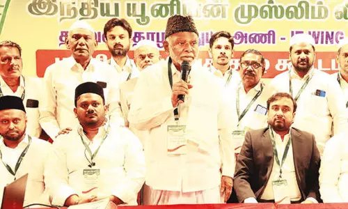 திமுக கூட்டணியில் 16 தொகுதிகளை கேட்போம்- காதர் மொய்தீன் திமுக கூட்டணியில் 16 தொகுதிகளை கேட்போம்- காதர் மொய்தீன்