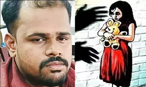 பஸ்சிற்குள் வைத்து எல்.கே.ஜி. சிறுமிக்கு பாலியல் தொல்லை: டிரைவர் கைது பஸ்சிற்குள் வைத்து எல்.கே.ஜி. சிறுமிக்கு பாலியல் தொல்லை: டிரைவர் கைது