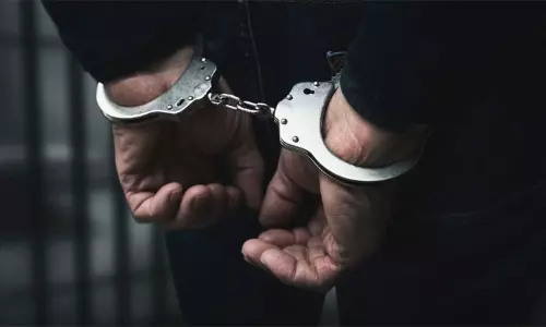 காதல் வலை வீசி இளம் பெண்களை மயக்கி...நைஜீரிய வாலிபர்  செய்த படுபாதக செயல்