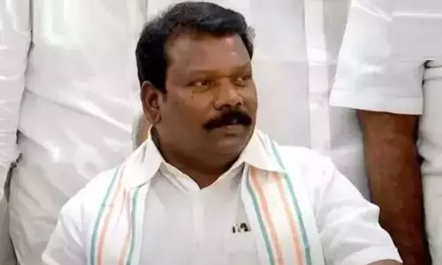 ரெயில் கட்டண உயர்வை ரத்து செய்ய வேண்டும்; செல்வப்பெருந்தகை வலியுறுத்தல்