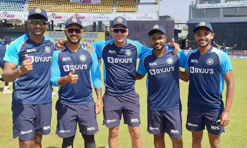 அனைத்து வகை கிரிக்கெட்டிலிருந்தும் இந்திய வீரர் ஓய்வு அறிவிப்பு