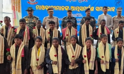 ஒடிசாவில் நக்சலைட்டுகள் சரண்