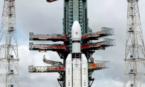 பாகுபலி ராக்கெட்டுக்கான 24 மணிநேர கவுண்ட்டவுன்: இன்று தொடங்குகிறது