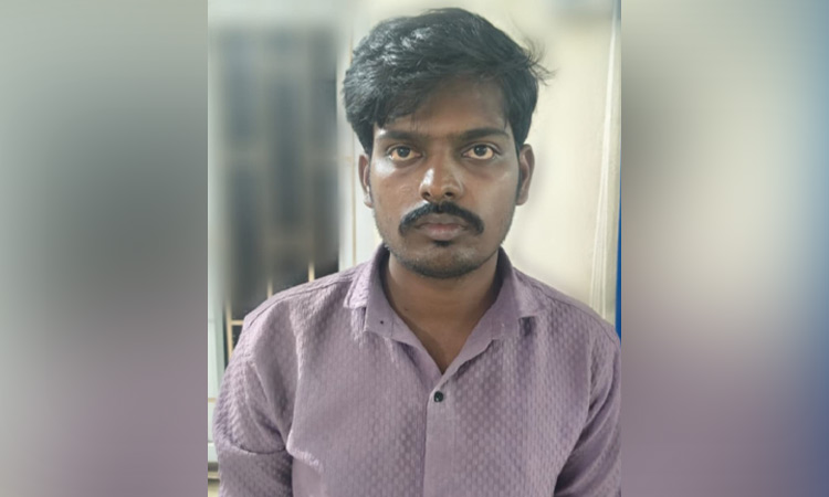 ஓட்டலில் கியூஆர் கோடு ஸ்டிக்கர் ஒட்டி மோசடி: நாகப்பட்டினம் வாலிபர் கைது