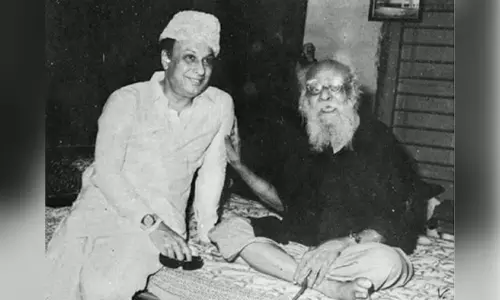 தந்தை பெரியாருக்கு புகழ் சேர்த்த எம்.ஜி.ஆர்.