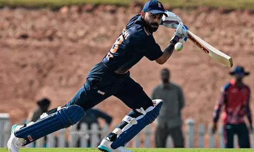 விஜய் ஹசாரே கோப்பை: கோலி அபார சதம்...டெல்லி  வெற்றி