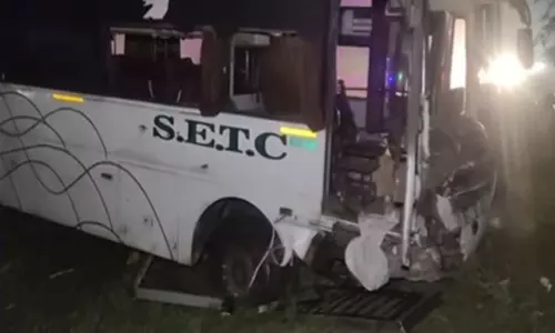 கடலூர்: திட்டக்குடி அருகே சாலை விபத்து; 9 பேர் பலி கடலூர்: திட்டக்குடி அருகே சாலை விபத்து; 9 பேர் பலி