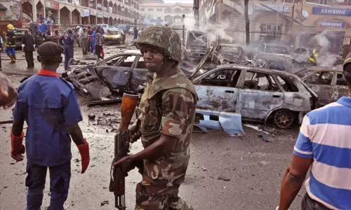 நைஜீரியா:  மசூதியில் குண்டுவெடிப்பு; தொழுகையில் இருந்த 5 பேர் பலி, 35 பேர் காயம்