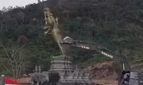 கம்போடியா எல்லையில் விஷ்ணு சிலை இடிக்கப்பட்ட விவகாரம்: தாய்லாந்து விளக்கம்