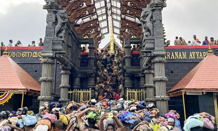 சபரிமலையில் இதுவரை 30 லட்சம் பக்தர்கள் சாமி தரிசனம் ..கடந்த ஆண்டை விட குறைவு