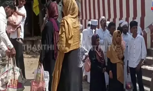 திருப்பரங்குன்றம் மலையில் பிரியாணியுடன் ஏற முயற்சி; கேரளாவை சேர்ந்தவர்களை தடுத்து நிறுத்திய போலீசார்