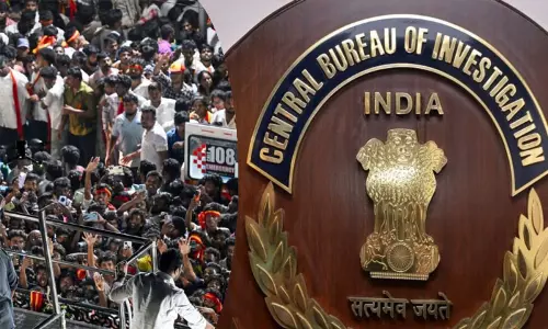 கரூர் துயர சம்பவம்: காவல்துறை அதிகாரிகளுக்கு சிபிஐ சம்மன்