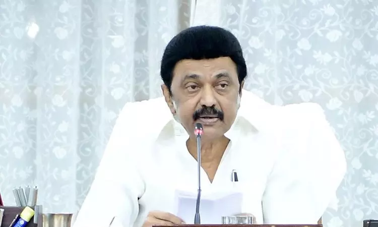 மின்சாரம் தாக்கி உயிரிழந்த விவசாயி குடும்பத்தினருக்கு நிதியுதவி: மு.க.ஸ்டாலின் மின்சாரம் தாக்கி உயிரிழந்த விவசாயி குடும்பத்தினருக்கு நிதியுதவி: மு.க.ஸ்டாலின்