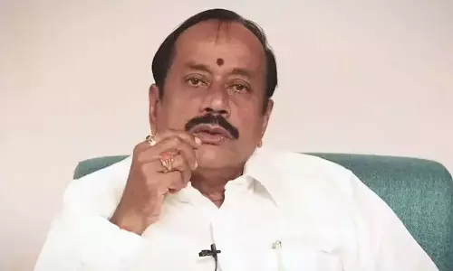 ஜனநாயக முறையில் போராடிய இடைநிலை ஆசிரியர்கள் பலவந்தமாக கைது - எச்.ராஜா கண்டனம்