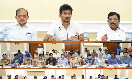 சென்னையில் சர்வதேச இளையோர் பாய்மரப் படகுப்போட்டி சாம்பியன்ஷிப்: உதயநிதி ஸ்டாலின் தலைமையில் ஆலோசனை