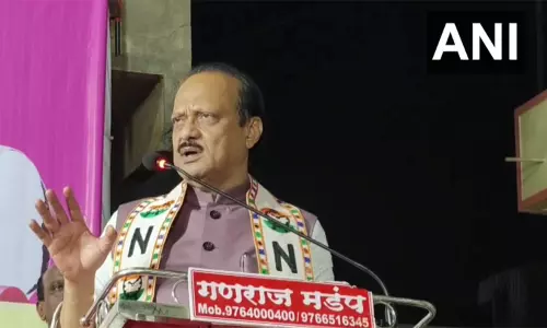 மராட்டிய மாநகராட்சி தேர்தல்: மீண்டும் கைகோர்த்த சரத்பவார் - அஜித் பவார் மராட்டிய மாநகராட்சி தேர்தல்: மீண்டும் கைகோர்த்த சரத்பவார் - அஜித் பவார்