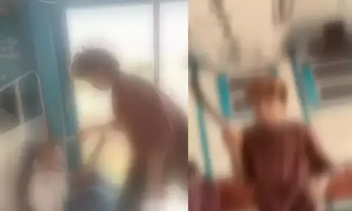 வடமாநில இளைஞர் மீதான தாக்குதல் வீடியோவை சமூக வலைதளங்களில் பரப்ப வேண்டாம் - அரசு கோரிக்கை வடமாநில இளைஞர் மீதான தாக்குதல் வீடியோவை சமூக வலைதளங்களில் பரப்ப வேண்டாம் - அரசு கோரிக்கை