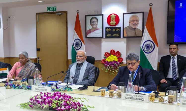 பொருளாதார வல்லுநர்களுடன் பிரதமர் மோடி சந்திப்பு - பட்ஜெட் குறித்து ஆலோசனை