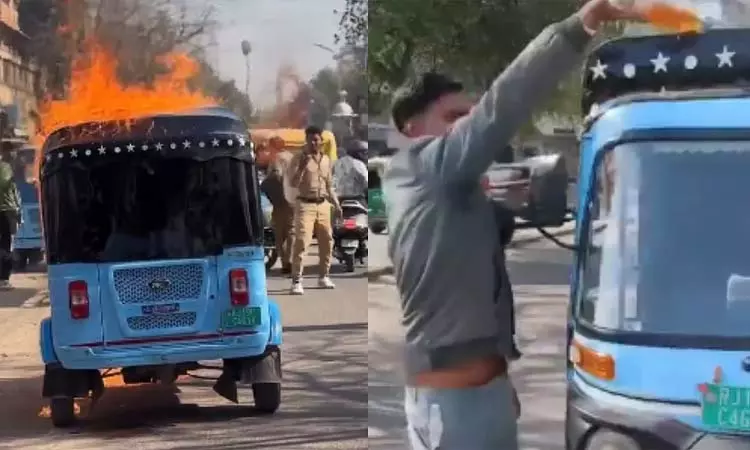 குறைவான மைலேஜ் கொடுத்ததால் விரக்தி: ஷோரூம் வாசலில் மின்சார ஆட்டோவை தீ வைத்து கொளுத்திய நபர் குறைவான மைலேஜ் கொடுத்ததால் விரக்தி: ஷோரூம் வாசலில் மின்சார ஆட்டோவை தீ வைத்து கொளுத்திய நபர்