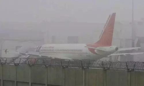 டெல்லியில் கடும் பனிமூட்டம்: 118 விமானங்கள் ரத்து டெல்லியில் கடும் பனிமூட்டம்: 118 விமானங்கள் ரத்து