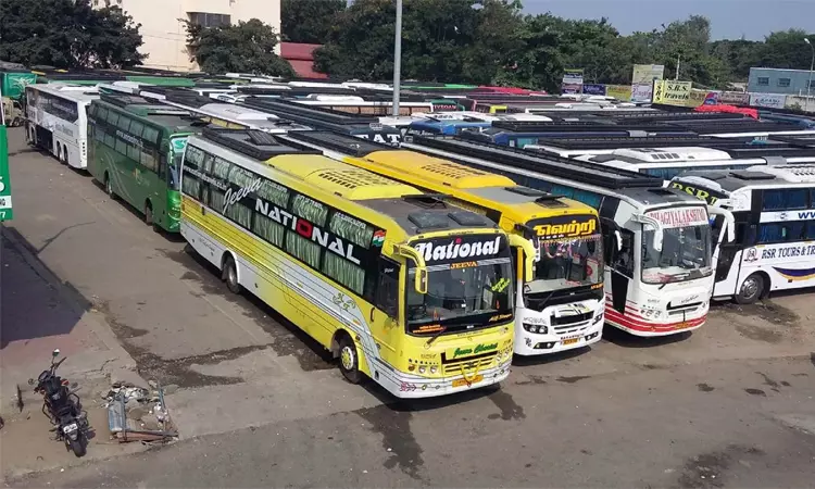 சாலை வரி விலக்கு நீட்டிப்பு: முதல்-அமைச்சர் மு.க.ஸ்டாலினுக்கு ஆம்னி பஸ் உரிமையாளர்கள் சங்கம் நன்றி சாலை வரி விலக்கு நீட்டிப்பு: முதல்-அமைச்சர் மு.க.ஸ்டாலினுக்கு ஆம்னி பஸ் உரிமையாளர்கள் சங்கம் நன்றி