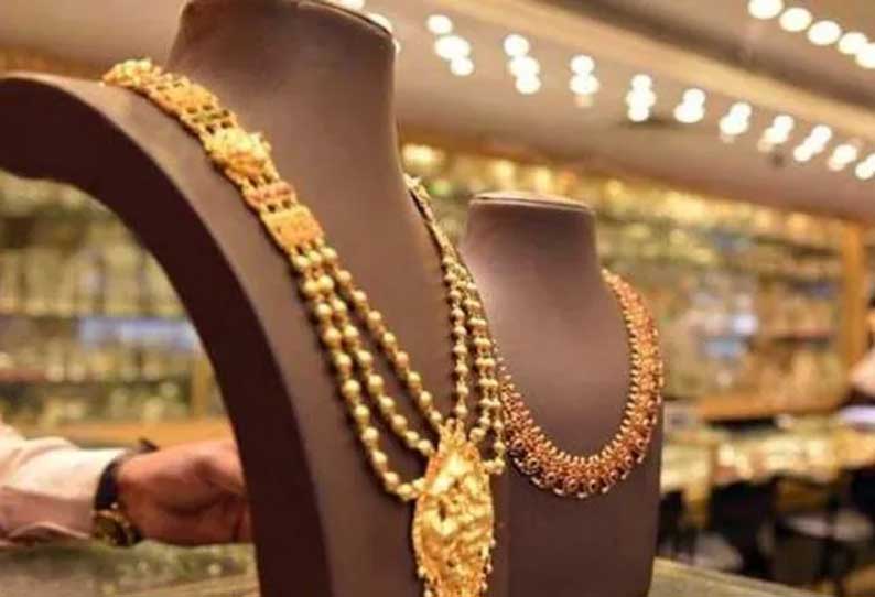 தங்கம் விலை ஒரே நாளில் இரண்டு முறை சரிவு: பவுன்  ஒரு லட்சத்திற்கும் கீழ் வந்தது