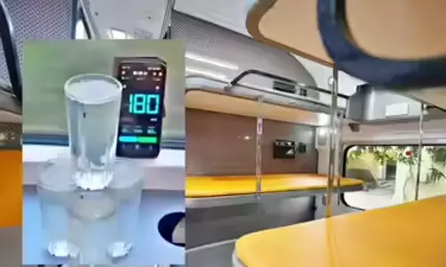 மணிக்கு 180 கி.மீ., வேகம்: வந்தே பாரத் ஸ்லீப்பர் ரெயில் சோதனை ஓட்டம் வெற்றி மணிக்கு 180 கி.மீ., வேகம்: வந்தே பாரத் ஸ்லீப்பர் ரெயில் சோதனை ஓட்டம் வெற்றி