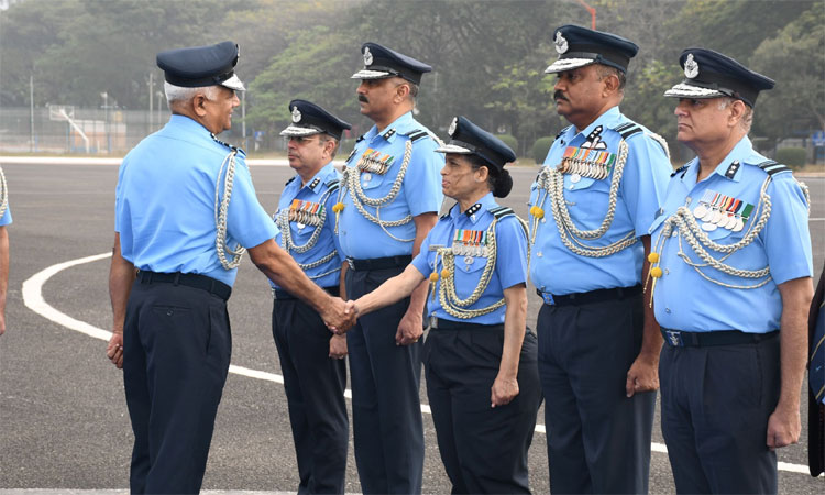 இந்திய விமானப்படையின் பயிற்சி தலைமை தளபதியாக சீதேபள்ளி ஸ்ரீனிவாஸ் பதவியேற்பு