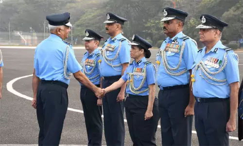 இந்திய விமானப்படையின் பயிற்சி தலைமை தளபதியாக சீதேபள்ளி ஸ்ரீனிவாஸ் பதவியேற்பு