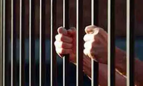 பாகிஸ்தான் சிறைகளில் 167 இந்தியர்கள் சிக்கித் தவிப்பு - மத்திய அரசு தகவல்