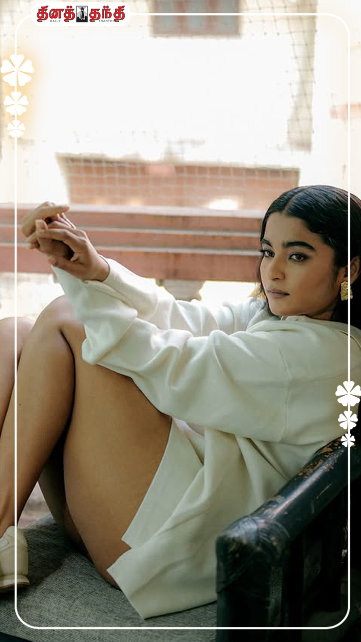 நடிகை சைத்ரா ஆச்சர் லேட்டஸ்ட் கிளிக்ஸ்..!