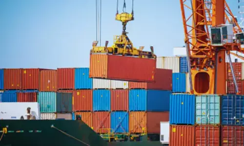 ஏற்றுமதியாளர்கள் கடன் பெற ரூ.7 ஆயிரம் கோடியில் திட்டம்