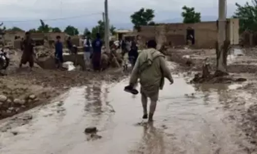 ஆப்கானிஸ்தானில் கனமழை: வெள்ளப்பெருக்கில் சிக்கி 17 பேர் பலி ஆப்கானிஸ்தானில் கனமழை: வெள்ளப்பெருக்கில் சிக்கி 17 பேர் பலி