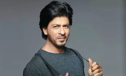 துரோகி.. ஷாருக்கான் மன்னிப்பு கேட்க வேண்டும்; இந்து அமைப்புகள் கொந்தளிப்பு துரோகி.. ஷாருக்கான் மன்னிப்பு கேட்க வேண்டும்; இந்து அமைப்புகள் கொந்தளிப்பு