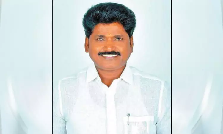 திருவள்ளூர் மேற்கு மாவட்ட அ.தி.மு.க. துணை செயலாளர் கட்சியில் இருந்து விலகல் திருவள்ளூர் மேற்கு மாவட்ட அ.தி.மு.க. துணை செயலாளர் கட்சியில் இருந்து விலகல்