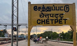 சென்னையில்  தடம் புரண்ட ரெயில்