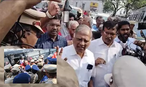 அமெரிக்க அரசை கண்டித்து மார்க்சிஸ்ட் கம்யூனிஸ்டு கட்சியினர் சென்னை அமெரிக்க தூதரகம் முன்பு ஆர்ப்பாட்டம்
