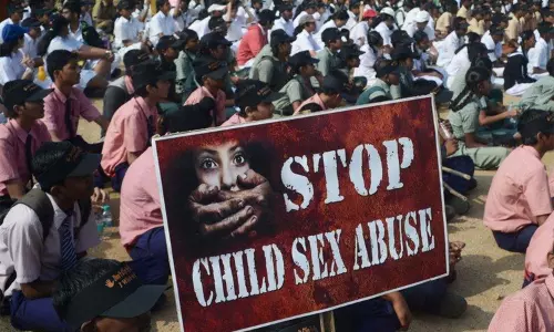 சத்தீஷ்காரில் சிறுமி பாலியல் வன்கொடுமை செய்து வெட்டிக்கொலை - அதிர்ச்சி சம்பவம்