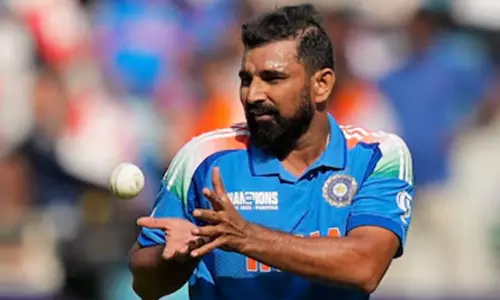 இந்திய கிரிக்கெட் வீரர் முகம்மது சமிக்கு  தேர்தல் ஆணையம் சம்மன்