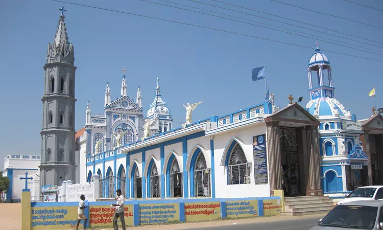 தூத்துக்குடி பனிமய மாதா ஆலய வளாகத்தில் அரசியல், திரைப்பட விளம்பரங்களுக்கு தடை தூத்துக்குடி பனிமய மாதா ஆலய வளாகத்தில் அரசியல், திரைப்பட விளம்பரங்களுக்கு தடை