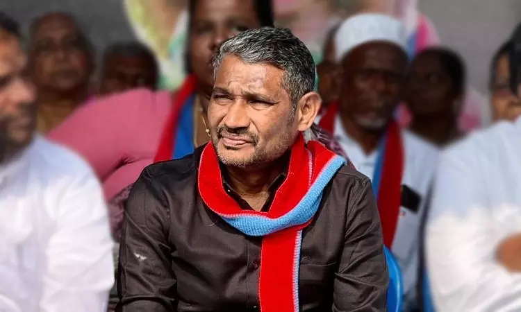 அதிமுக நிறுவ முயலுவது பாஜக விரும்பும் ஆட்சியே தவிர, அண்ணா விரும்பும் ஆட்சி அல்ல - வன்னி அரசு அதிமுக நிறுவ முயலுவது பாஜக விரும்பும் ஆட்சியே தவிர, அண்ணா விரும்பும் ஆட்சி அல்ல - வன்னி அரசு