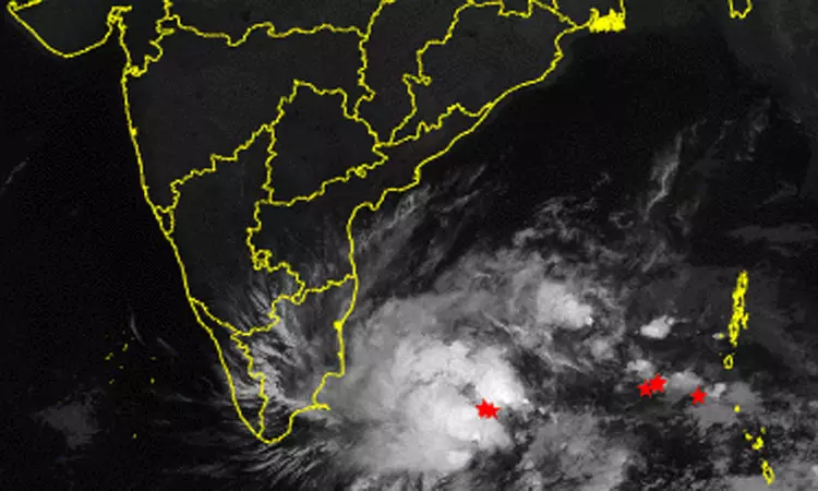 உருவாகிறதா இந்த ஆண்டின் முதல் புயல்? தமிழ்நாட்டுக்கு கனமழை வாய்ப்பு உருவாகிறதா இந்த ஆண்டின் முதல் புயல்? தமிழ்நாட்டுக்கு கனமழை வாய்ப்பு