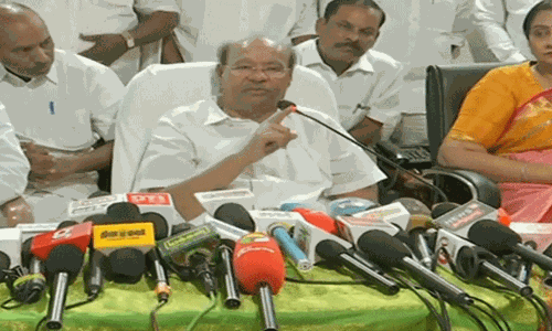 பாமக சார்பில் கூட்டணி பேச அன்புமணிக்கு தகுதியில்லை - ராமதாஸ்