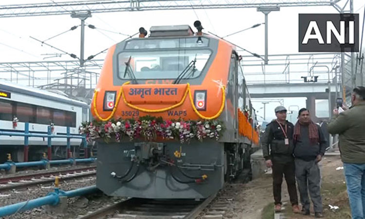 தமிழகம்-மேற்கு வங்கம் இடையே 3 அம்ரித் பாரத் ரெயில்களை இயக்க ஒப்புதல்