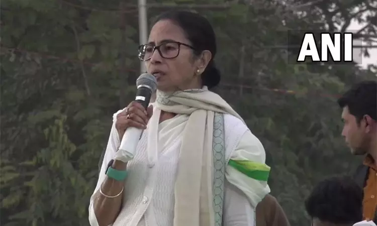 ‘அமித்ஷாவுக்கு எதிரான ஆதாரங்களை கொண்ட பென் டிரைவ் என்னிடம் உள்ளது’ - மம்தா பானர்ஜி ‘அமித்ஷாவுக்கு எதிரான ஆதாரங்களை கொண்ட பென் டிரைவ் என்னிடம் உள்ளது’ - மம்தா பானர்ஜி