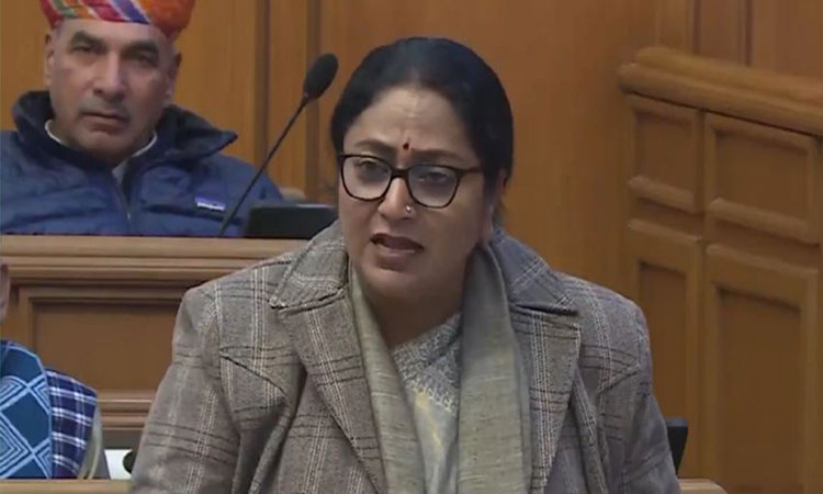 பெண் முதல்-மந்திரி ஒருவர் 24 மணிநேரமும் உழைப்பது சிலருக்கு பிடிக்கவில்லை:  ரேகா குப்தா