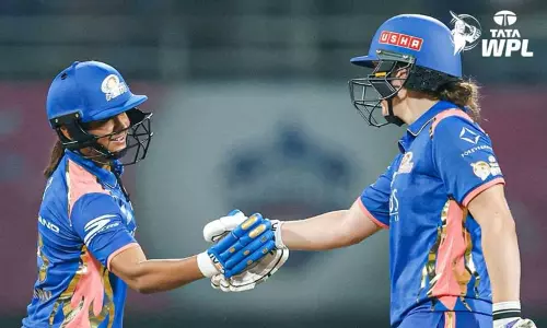 மகளிர் பிரீமியர் லீக்: டெல்லி அணிக்கு 196  ரன்கள் இலக்கு நிர்ணயித்த மும்பை